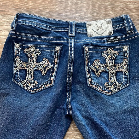 Miss Me Signature Skinny Jeans - Picture 3 of 3